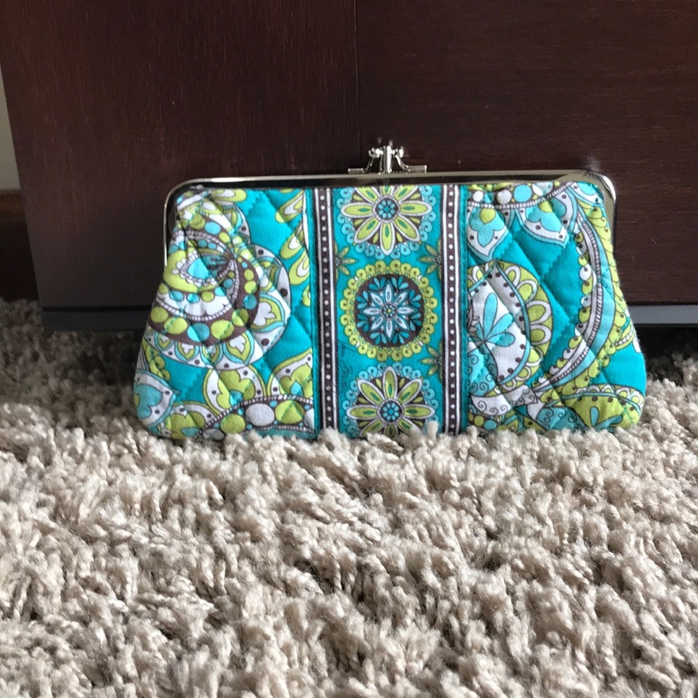 Like New Vera Bradley Quilted Clutch
